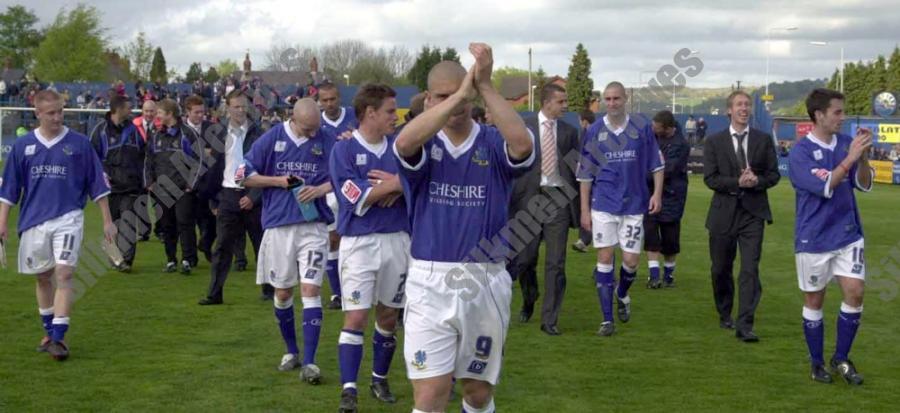 Matthew Tipton leads Lap of Honour